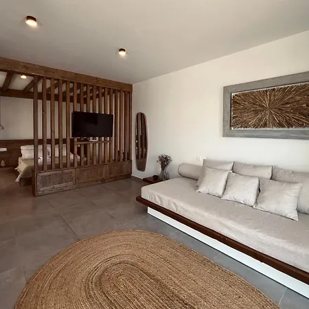 Aurora Seaside Luxury * Αρχάγγελος