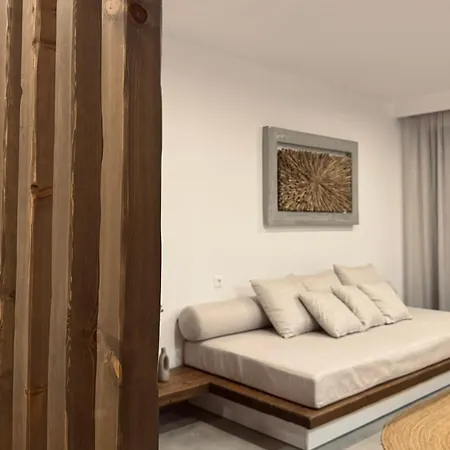 Aurora Seaside Luxury Αρχάγγελος