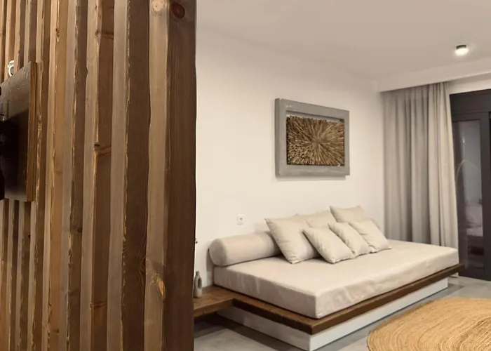 Aurora Seaside Luxury 아크앤젤로스