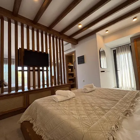 Aurora Seaside Luxury * Arhángelosz